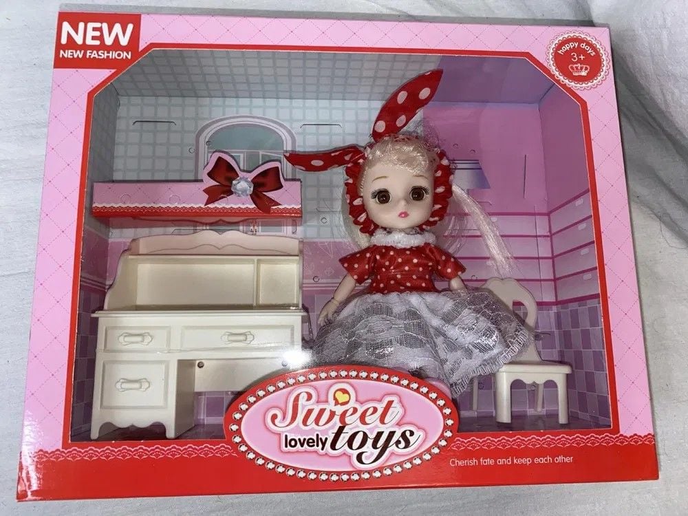 Лялька 13см з великими очима меблі в коробці 25*20*7см TK892 Китай