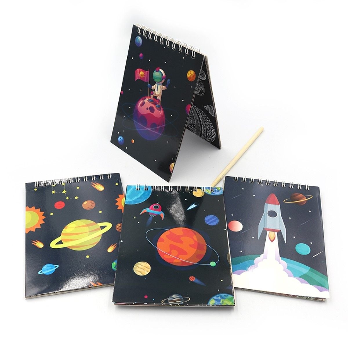 Гравюра блокнот А6 на спіралі "Космос" палочка чорні аркуші, царапкаі 14*10см 20-8804 Josefotten