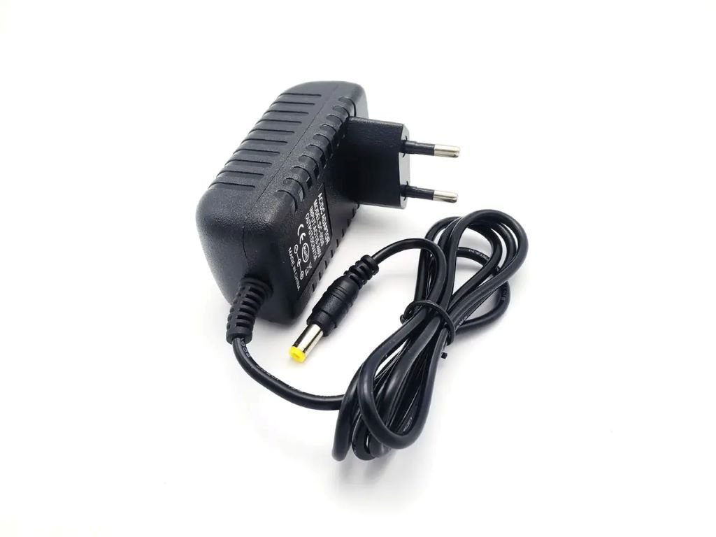 Блок живлення Power Adapter 6V1Ah Китай