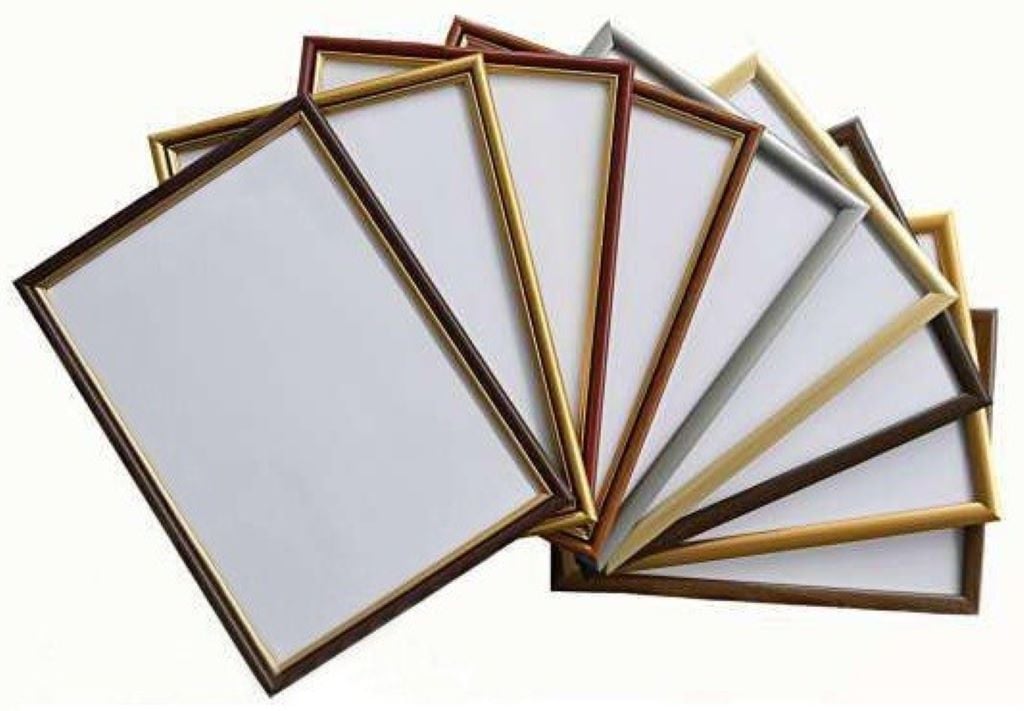 Фоторамка 21*30см А4 багет індійське дерево 7055 Китай