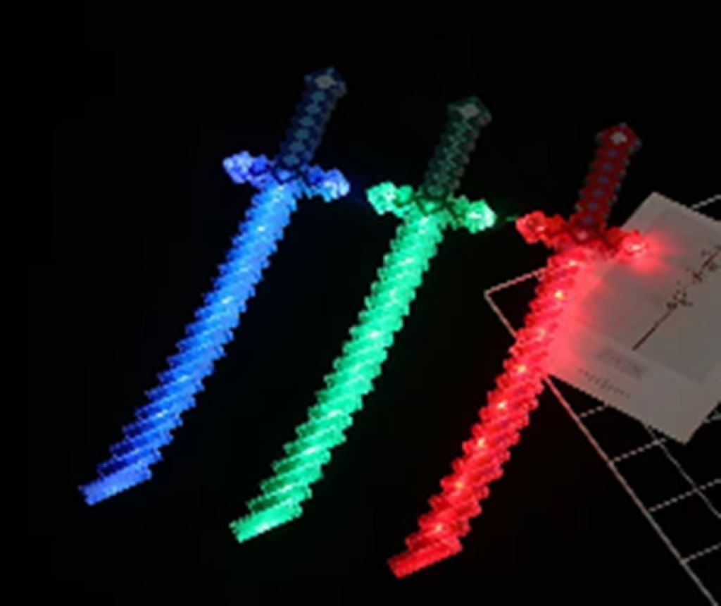 Меч MINECRAFT звук світло 66см на батарейках мікс кольрів у пакеті C28417 Китай