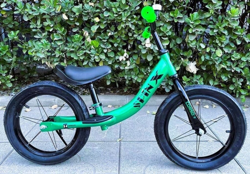 Велобіг 14" Spin-X надувні гумові колеса  сталева рама підніжка підставка для ніг дзвоник зелений PX-415-63 corso