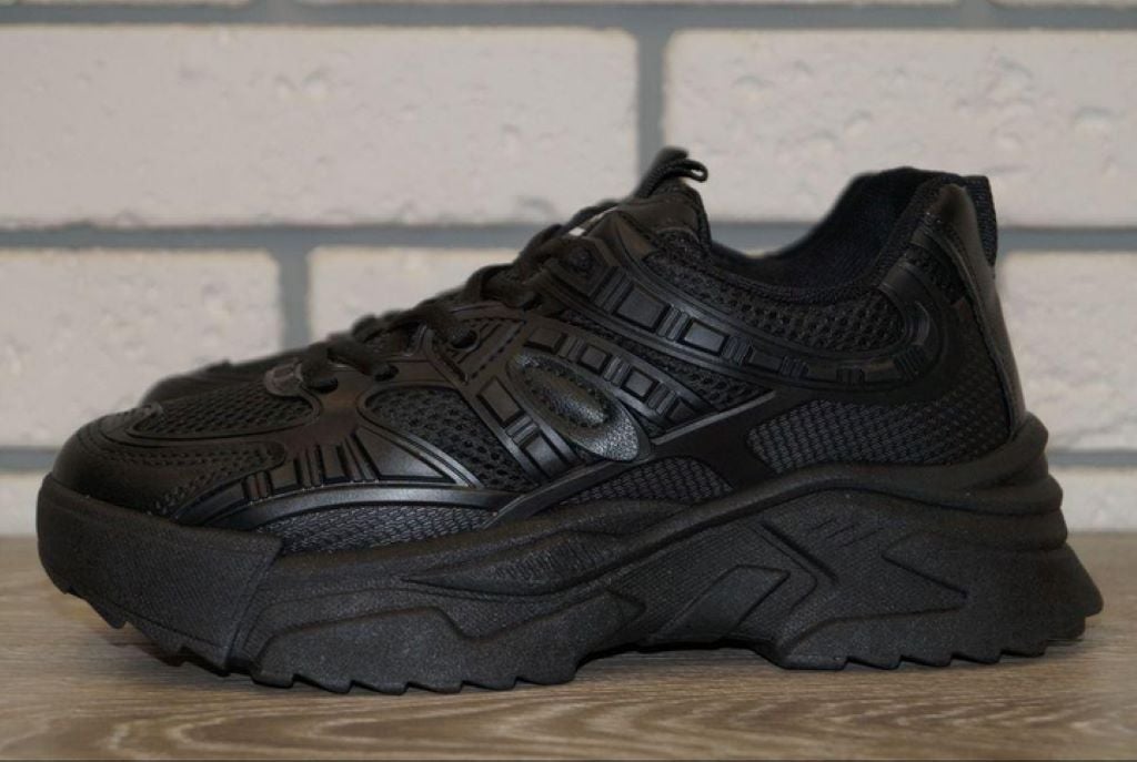 Кросівки 38-42р комбіновані тканина та штучна шкіра на шнурках Utrand чорні 5857-1 Lilin 38р