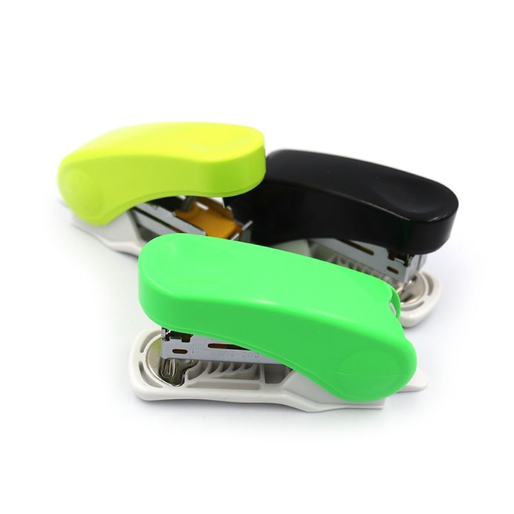 Степлер  №24/6 20арк глибина 28мм (антистпл) у коробці 8*4*3,5см HDZ-45M Kangaro