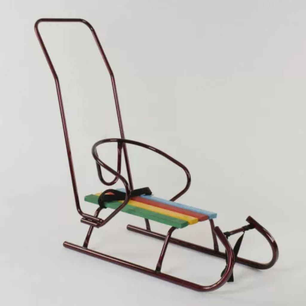 Санки Санта зі спинкою ручкою 4 поздовжних різнокольорових планок дерево з мотузкою бордо 83361 Китай