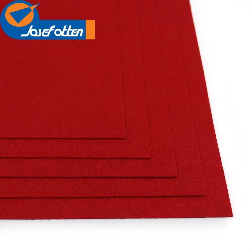 Фетр А4 1,2мм темно-червоний HQ170-041 Josefotten
