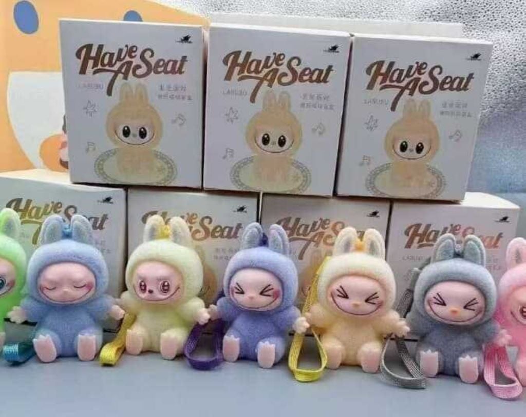 М'яка іграшка Labubu 10см Have a Seato у коробці 10*9*7см мікс видів AK168 Китай