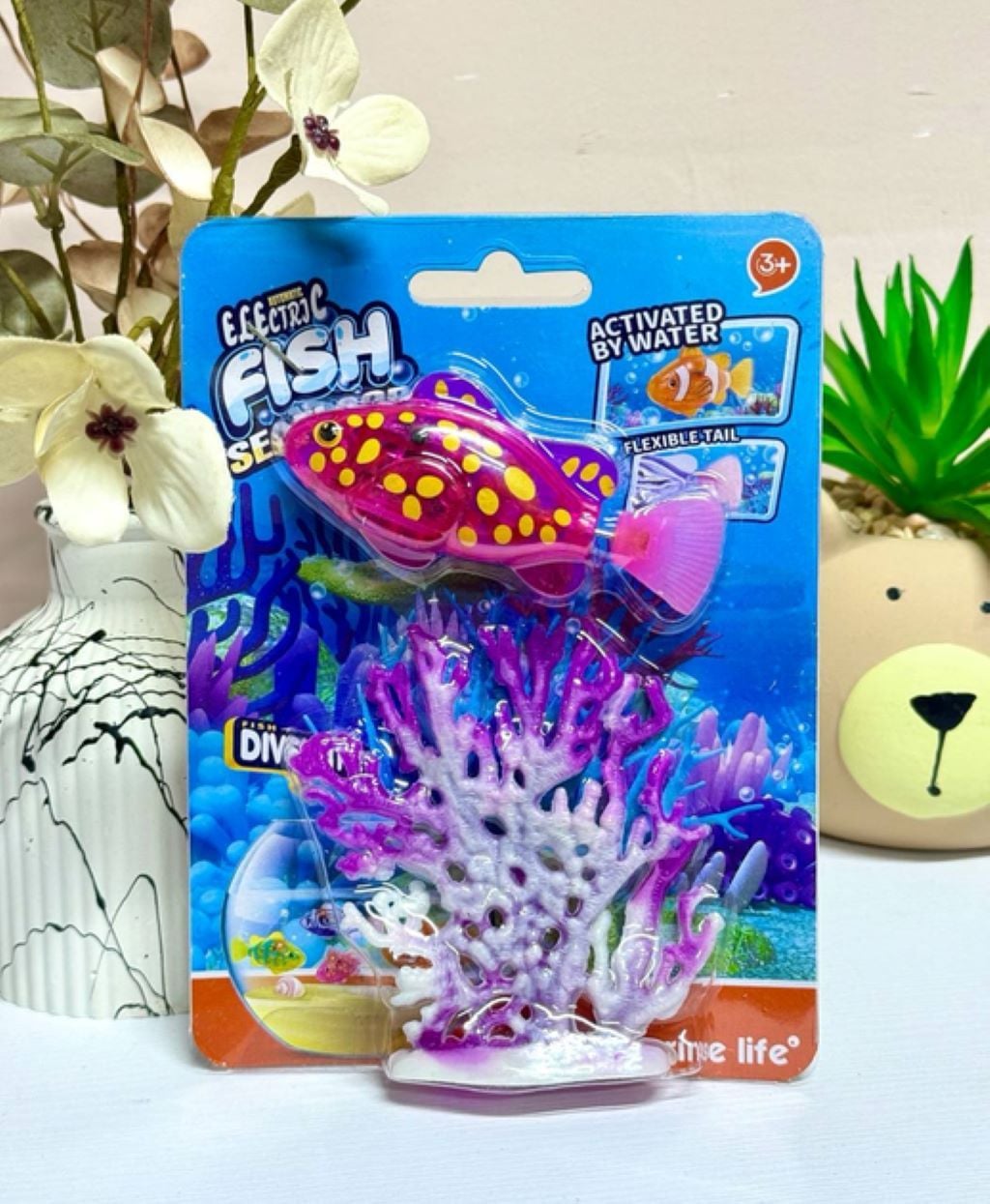 Роборибка на батар рухає хвостом 8 см на планшеті 14*11см CY-02 Китай