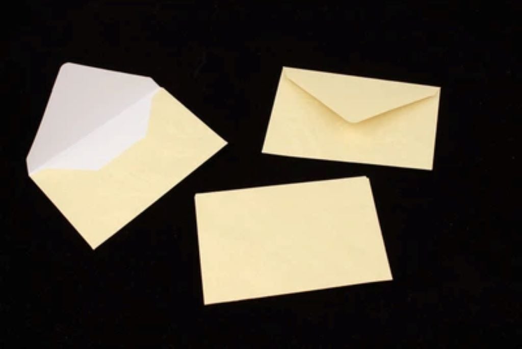 Конверт 7,5*11см жовті 5-85217 Україна