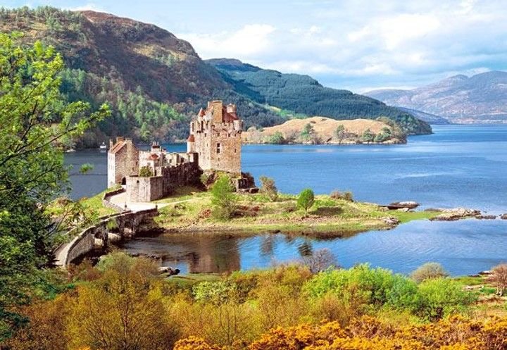 Пазли 2000ел Замок Eilean Donan Шотландія  92*68см у коробці  40*27*5,5см С-200016 Castorlend