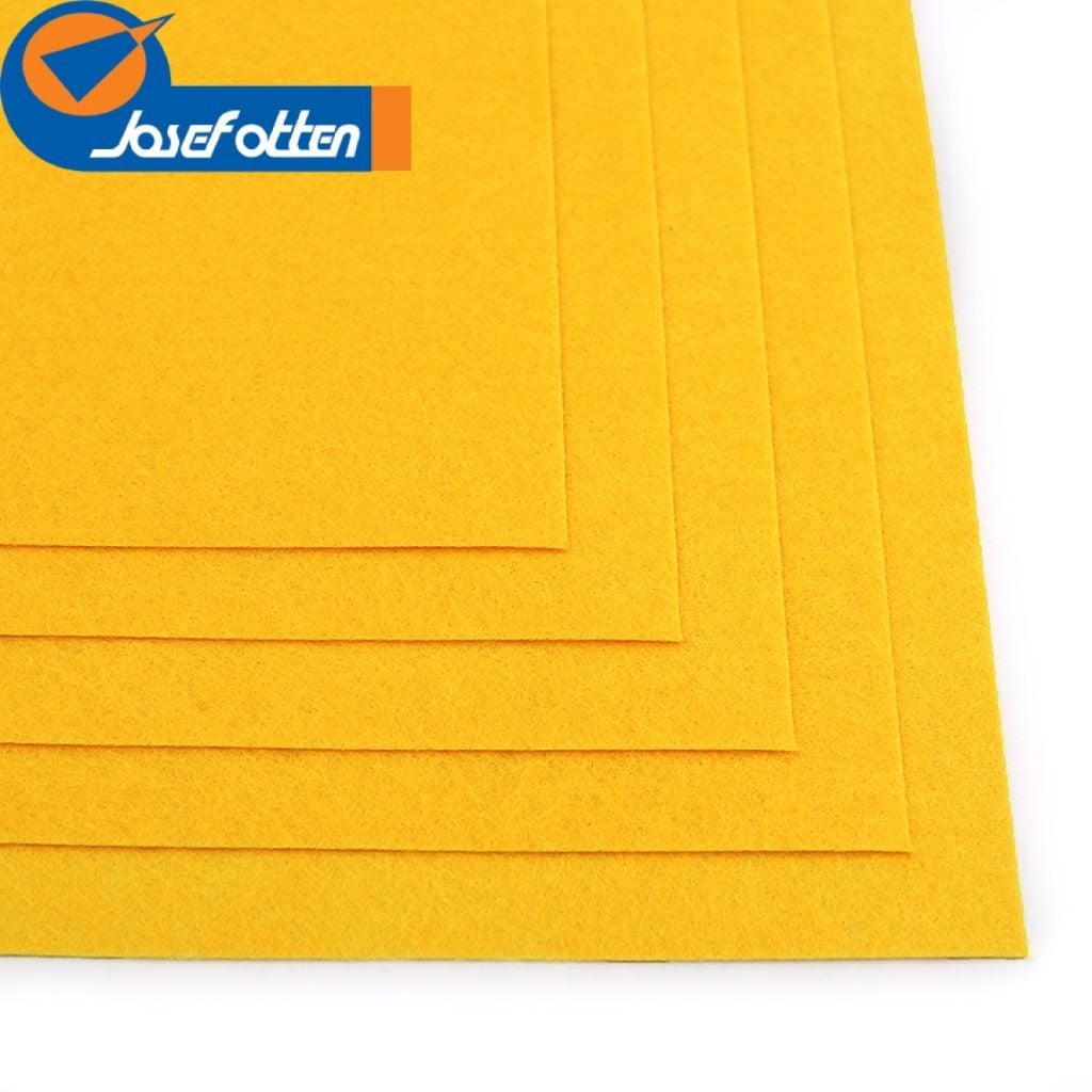 Фетр А4 1,2мм жовтий по шт HQ170-008/38 Josefotten