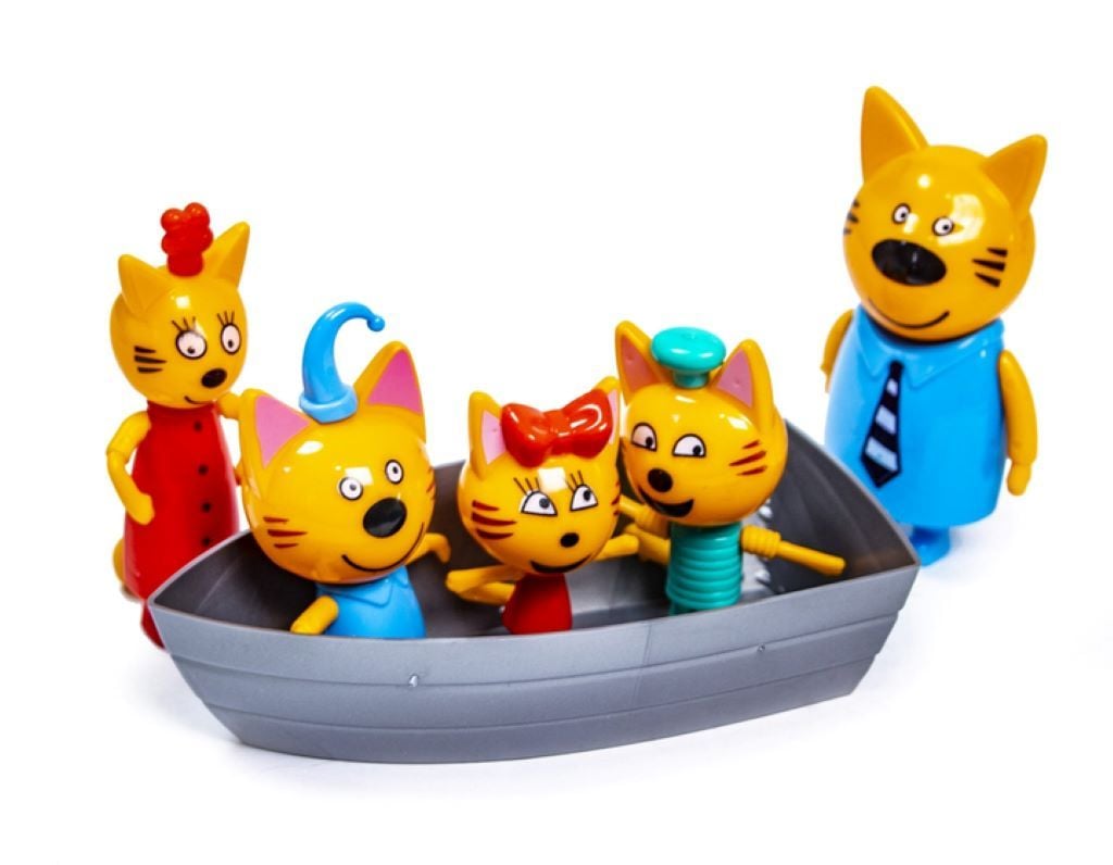 Мультгерої типу Три Кота 5 героїв човен у коробці 30*21*5см PS658 Китай