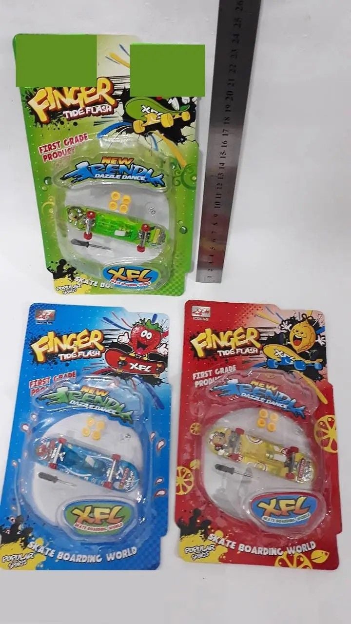 Маленький скейтик светящийся на  планшете 20*14см 013 Китай