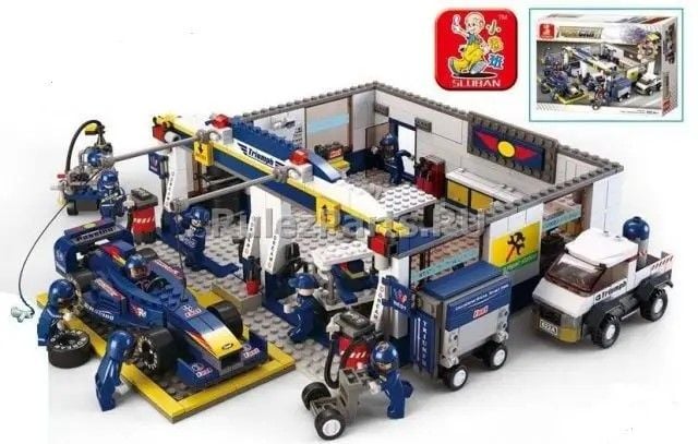 Конструктор 741дет автоперегони машинки фігурки в коробці М38-В0356 sluban