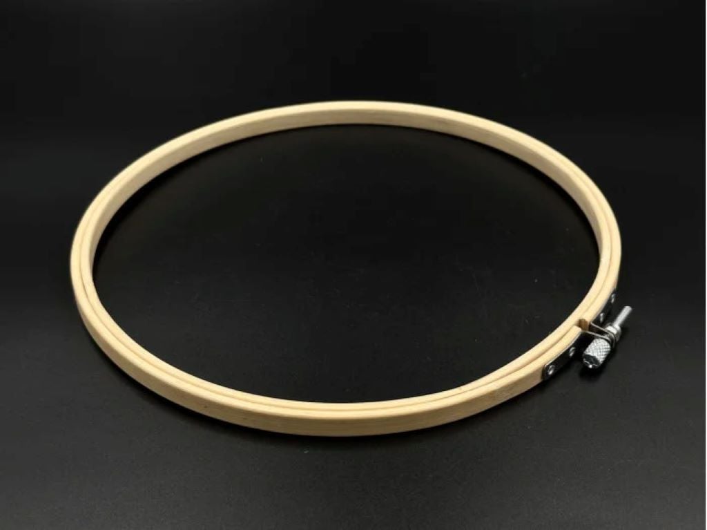 П'яльці дерев'яні з гвинтом D160мм висота обода 8mm 100.3 Nurge