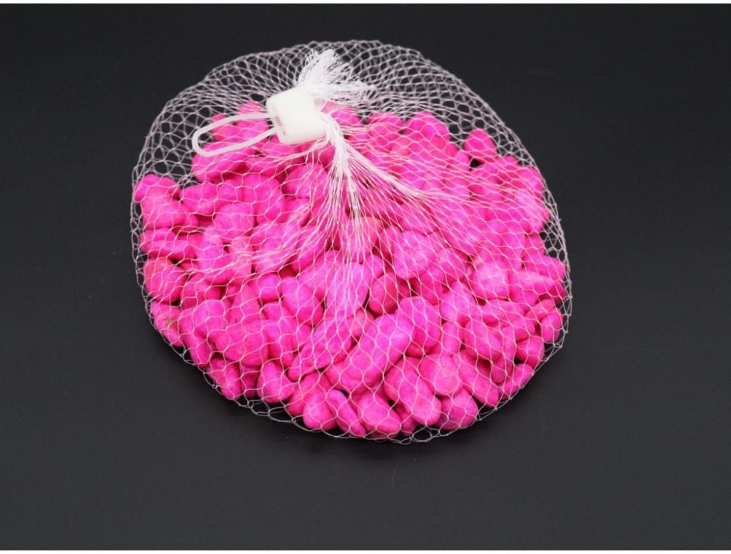 Камінь 500г рожевий подрібнений полірований великий фракція до 2см у сітці KM-042 Китай