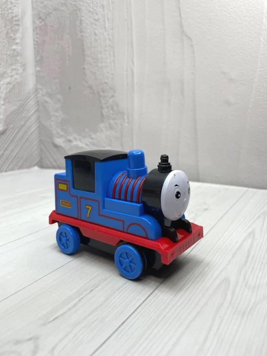 Потяг Томас 10м інерція звук світло пакет 7708 Китай